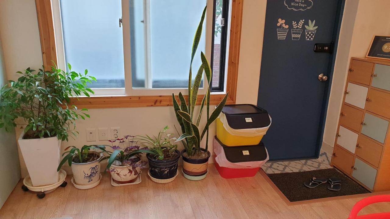 Oh My Guesthouse Сеул Екстериор снимка